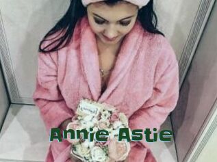 Annie_Astie