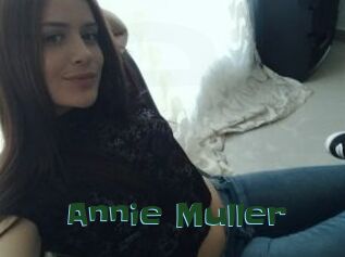 Annie_Muller