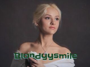 Blondyysmile