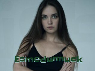 Esmedunnuck