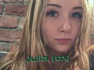 Julia_foxi