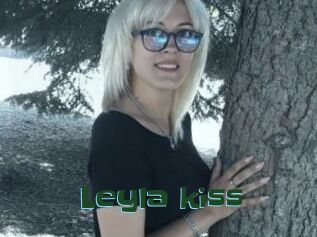 Leyla_kiss