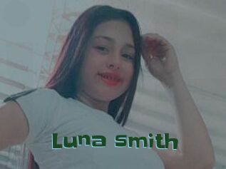 Luna_smith