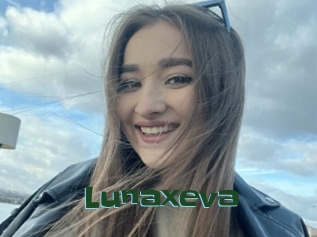 Lunaxeva