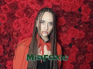 MiaFoxie