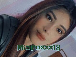 MiaFoxxx18