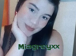 Miagreyxx