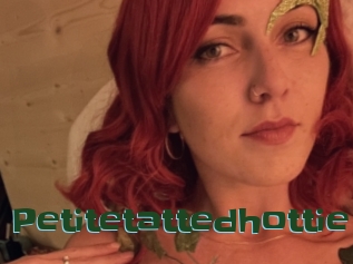 Petitetattedhottie